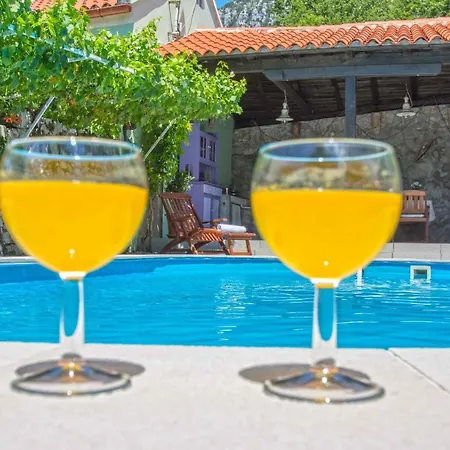 Vakantiehuis In 5373 Grižane